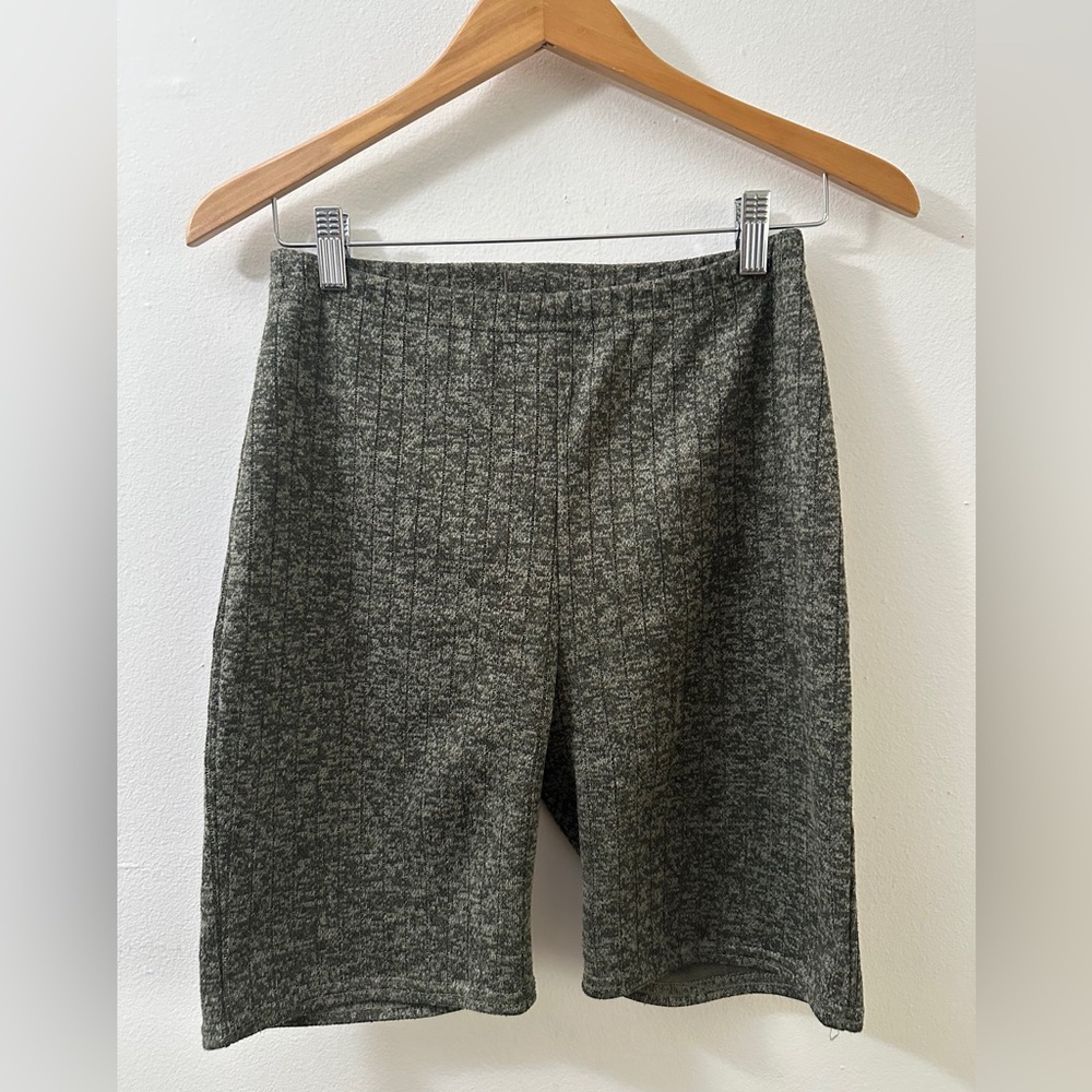 PRETTYLITTLETHING Heather Charcoal Ribbed Knit Shorts SIZE US 6 UK SMALL Stretch